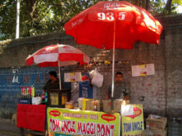Top 5 Places Which Can Definitely Saate Your Cravings For Maggi