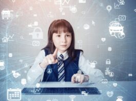 Impact of Technology on Education: Exploring the Benefits and Challenges