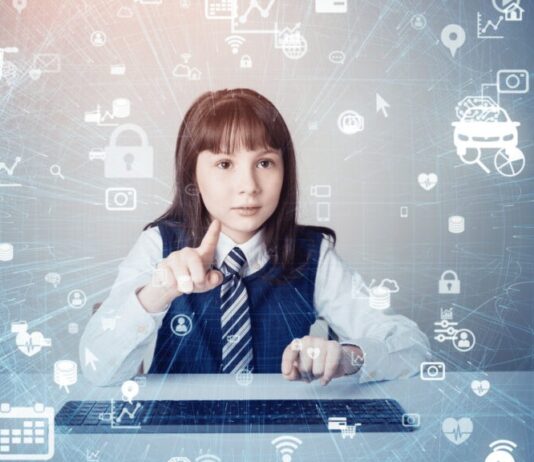 Impact of Technology on Education: Exploring the Benefits and Challenges
